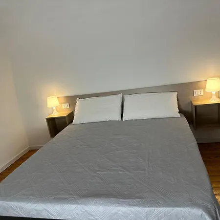Miralong House 5* Catania